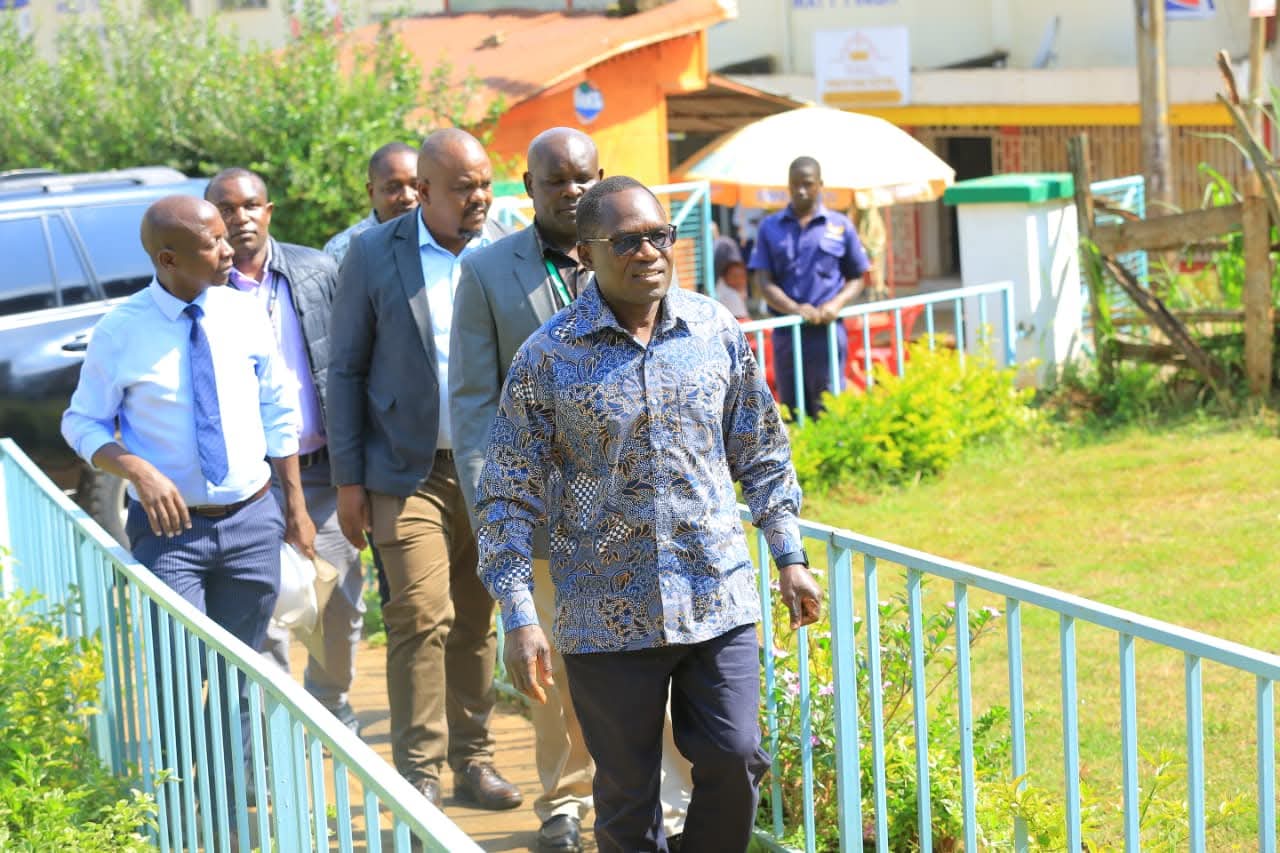 Principal Secretary Isaboke Tours KNA and Posta Kenya Offices in Kisii, Inspects Studio Mashinani Project